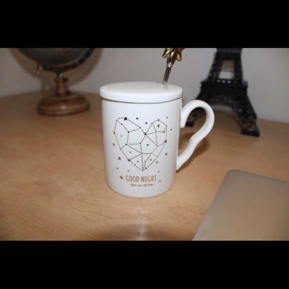 ⬇️ Ceramic Coffee Mug With Spoon and Lids⬇️ - Picture 2 of 6